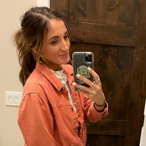 Meet your Posher, Shelbee